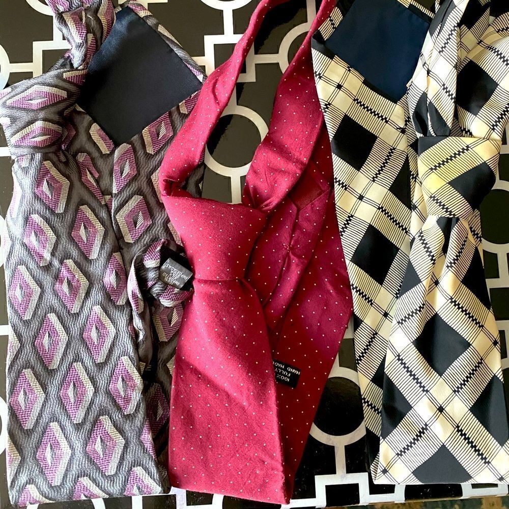 Bundle of 3 Neckties 